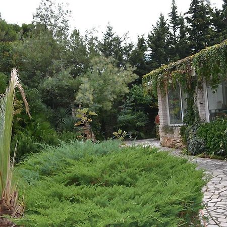 Villa Edward Premantura Esterno foto