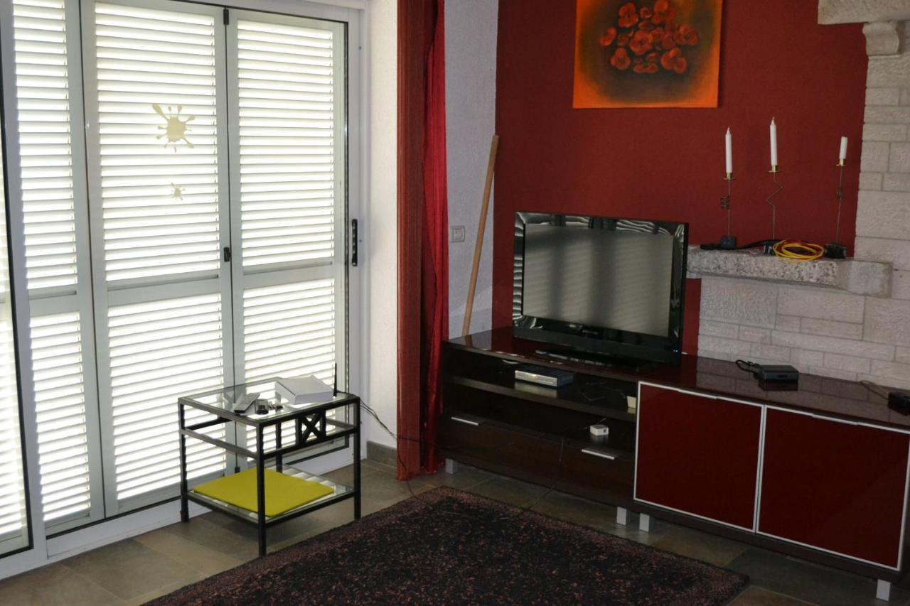 Villa Edward Premantura Esterno foto