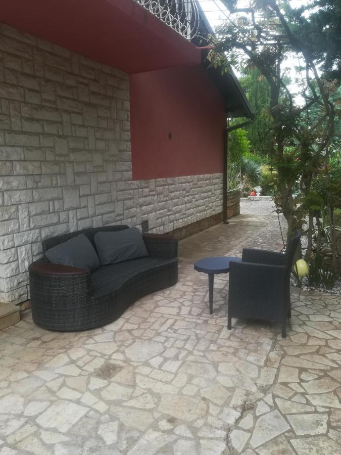 Villa Edward Premantura Esterno foto