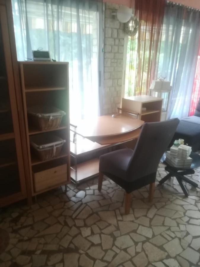 Villa Edward Premantura Esterno foto
