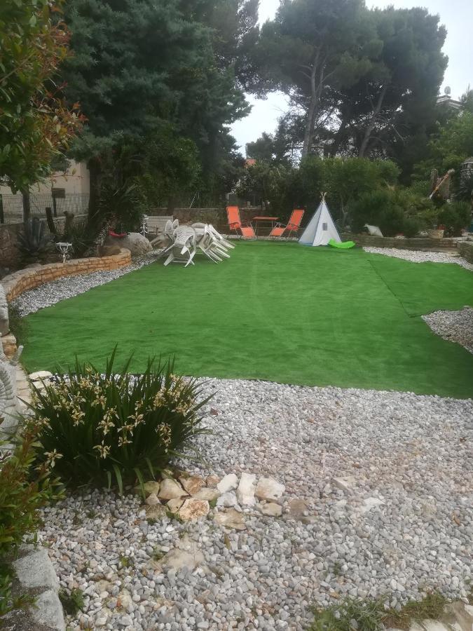 Villa Edward Premantura Esterno foto